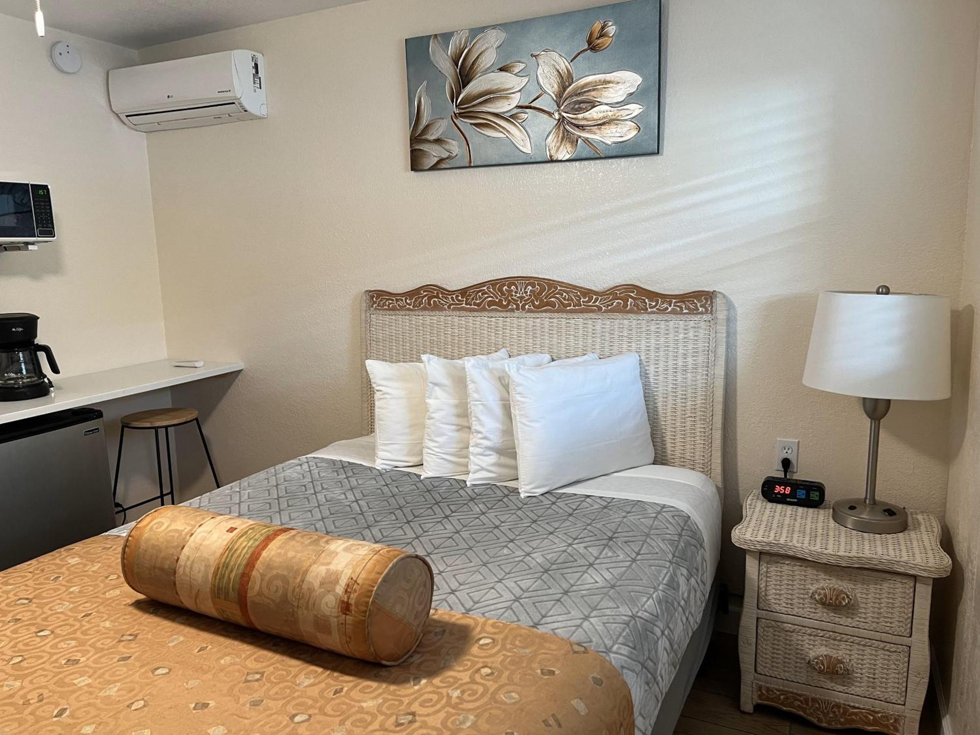 Beachside Resort Motel 세인트피트비치 외부 사진
